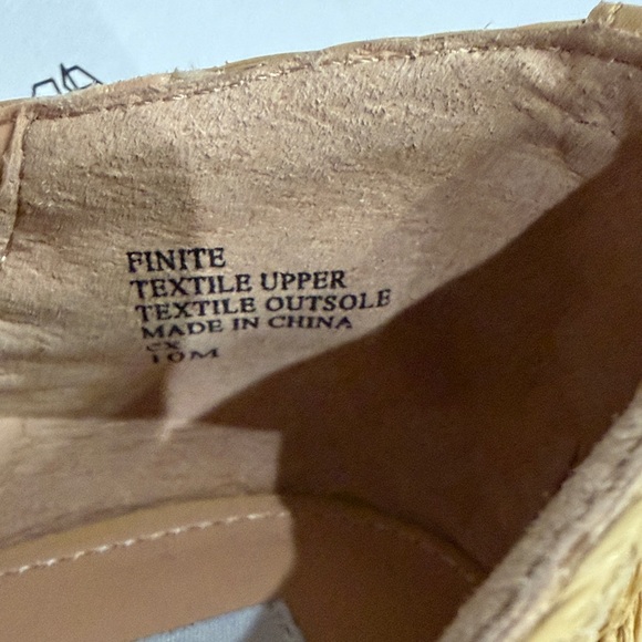 Charles David Women's Woven Brown Loafers,size 10. - Picture 8 of 17